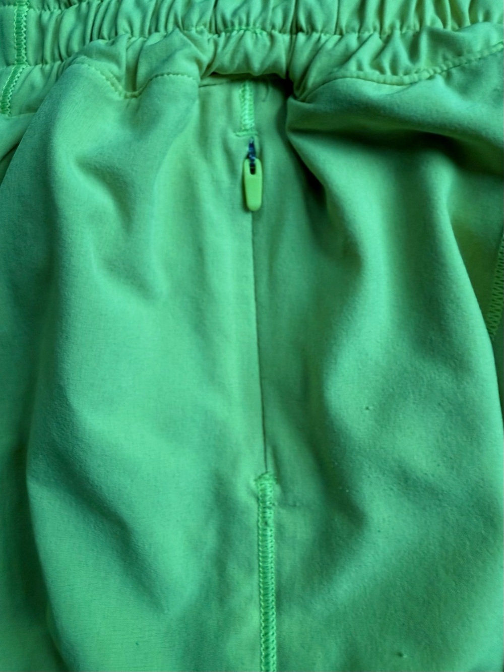 Lululemon Hotty Hot HR 2.5” Shorts Highlight Yellow Size 4 Running - Picture 8 of 8